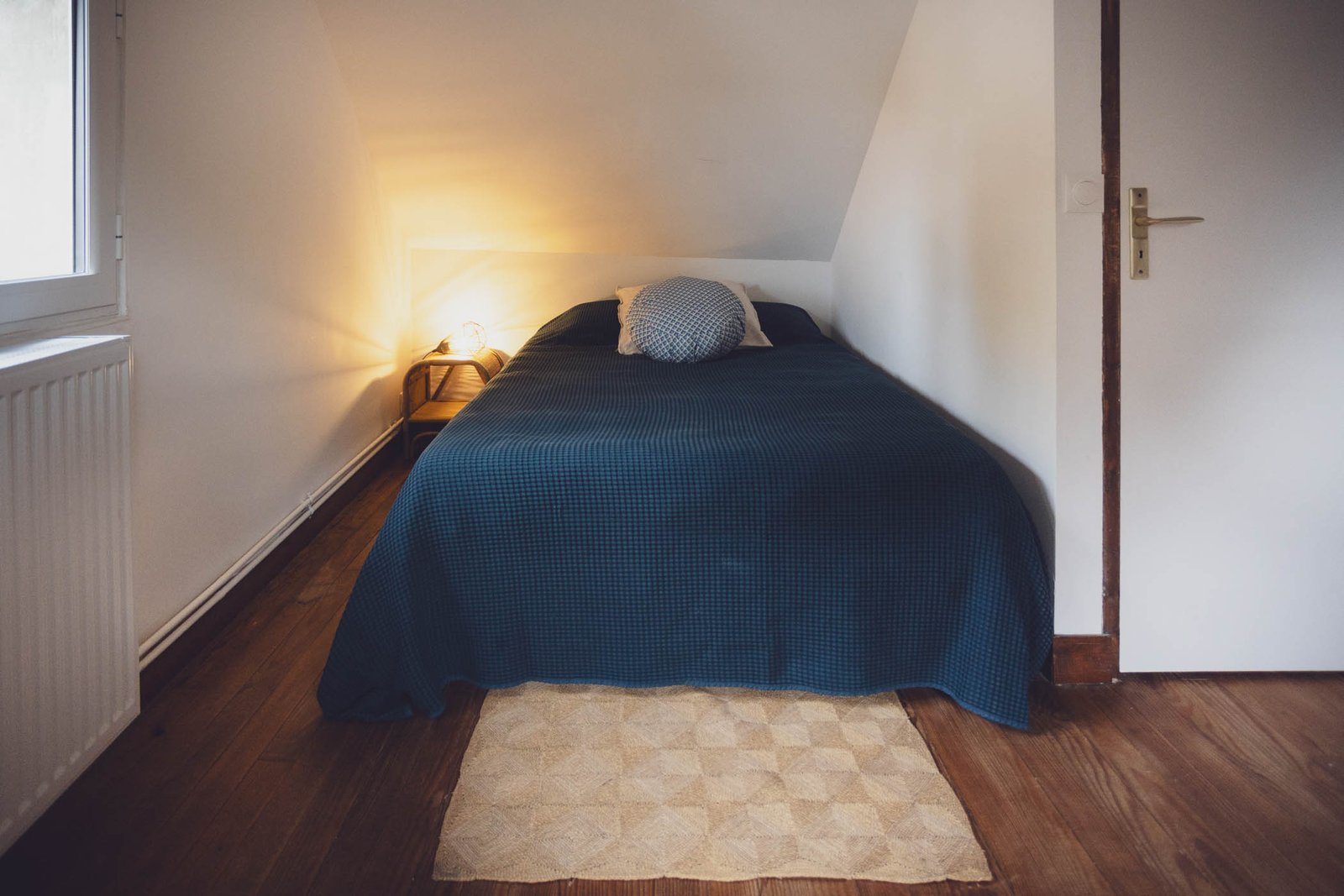 Chambre Nord, vue 2 – Gîte de groupe Ecoliving Le Chemin à Blennes, Seine-et-Marne